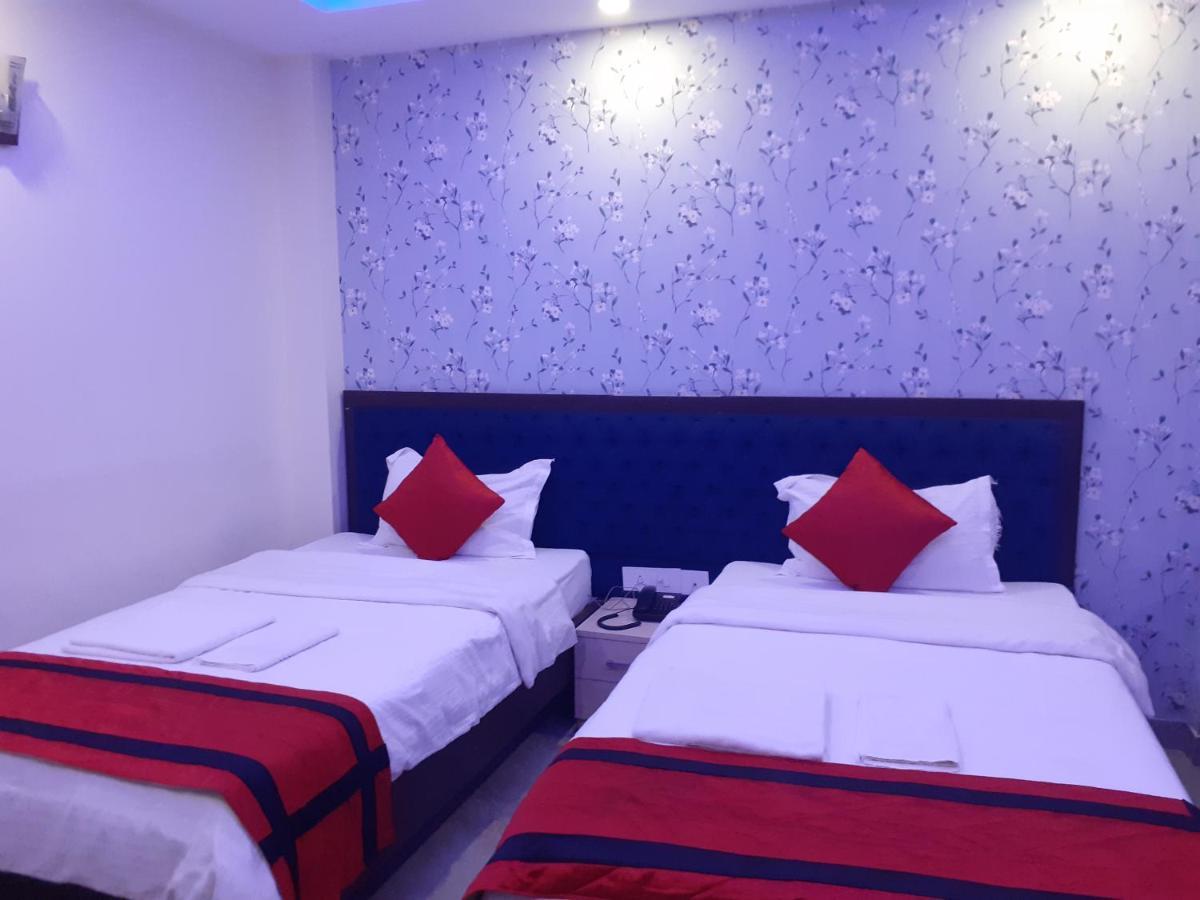 Hotel Delight Deluxe Pipra Dewās المظهر الخارجي الصورة
