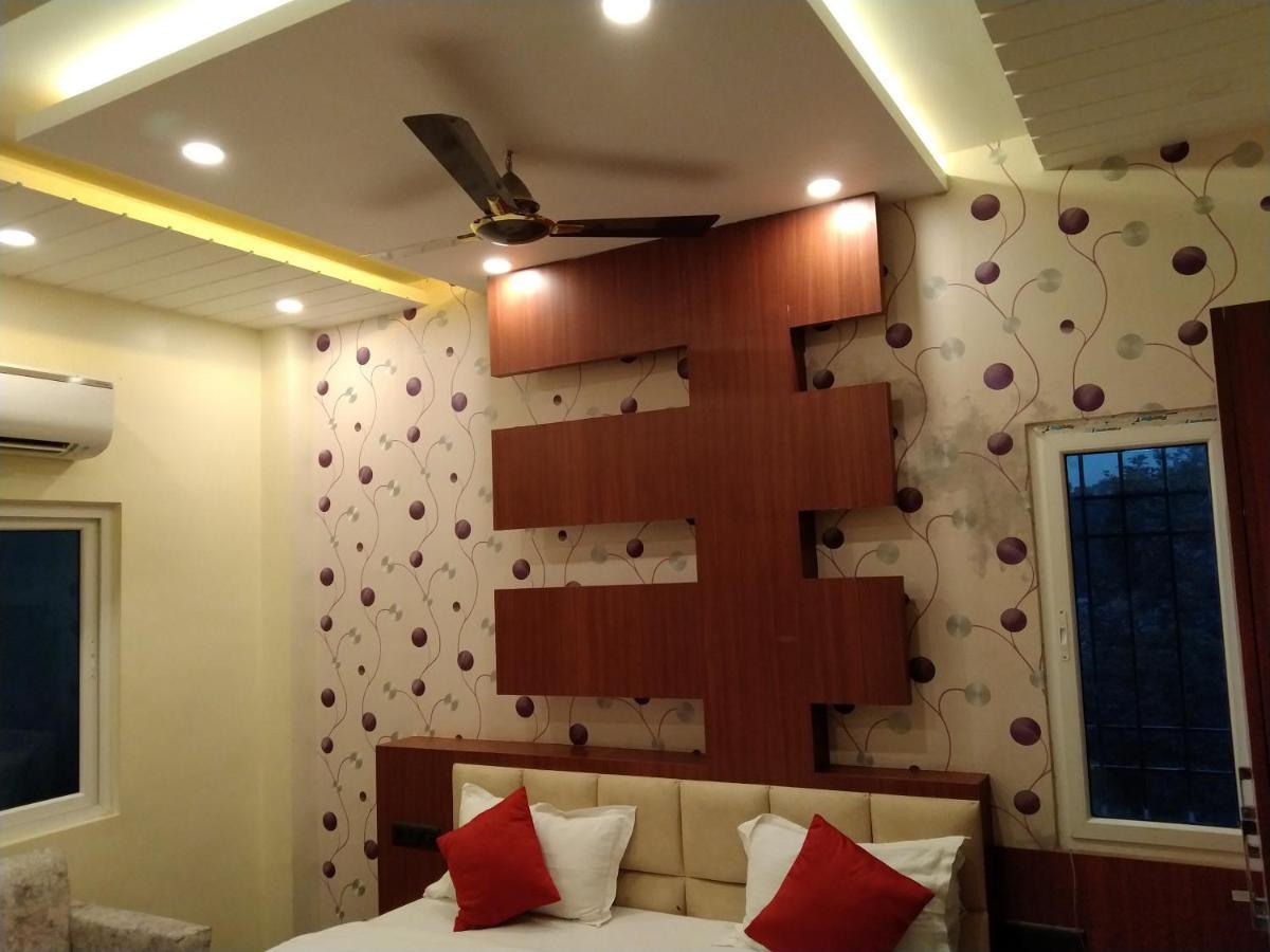 Hotel Delight Deluxe Pipra Dewās المظهر الخارجي الصورة