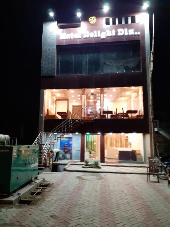 Hotel Delight Deluxe Pipra Dewās المظهر الخارجي الصورة